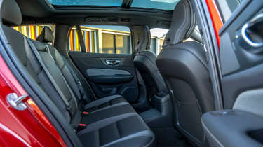 Volvo V60 - rear seats