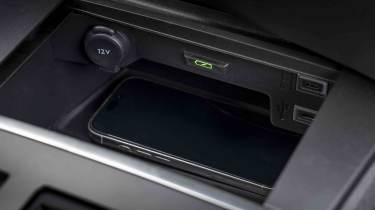 Vauxhall Astra - wireless phone charging