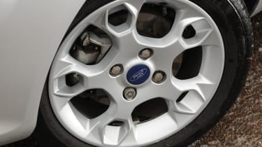 Ford Fiesta 1.25 Zetec wheel