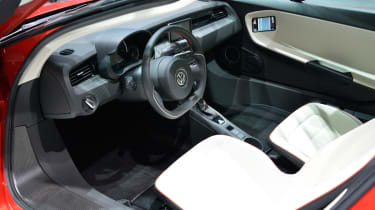 Volkswagen XL1 interior