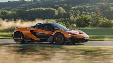 McLaren W1 - front tracking