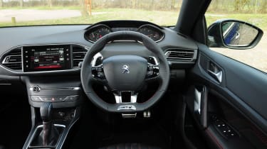 Peugeot 308 SW GT interior