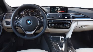 BMW 3 Series 2015 facelift - dash
