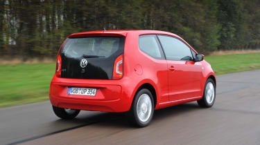 Volkswagen up! UK drive rear tracking