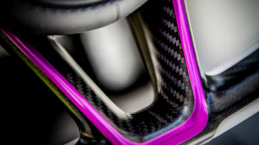 McLaren 720 MSO Fux Fuchsia - steering wheel detail