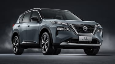 Nissan X-Trail - front