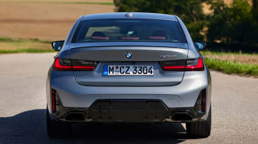 BMW 3 Series.- full rear