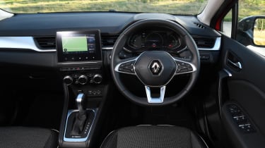 Renault Captur E-Tech - interior