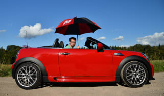 MINI Roadster side profile header
