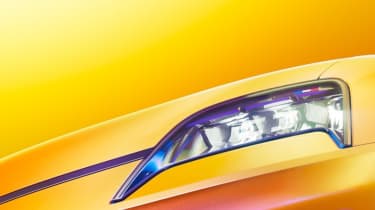 Official Renault 5 teaser - headlight 
