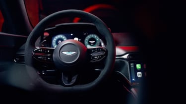 Aston Martin Vantage S - steering wheel