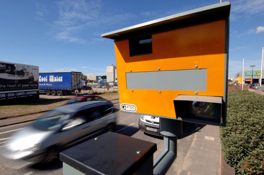 Greičio viršijimas pasiekė visų laikų rekordą! 2024 m. pagauta daugiau kaip 2,5 mln. vairuotojų