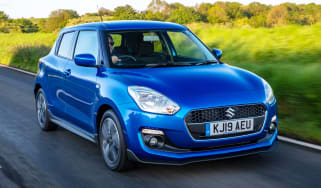 Suzuki Swift Attitude - front