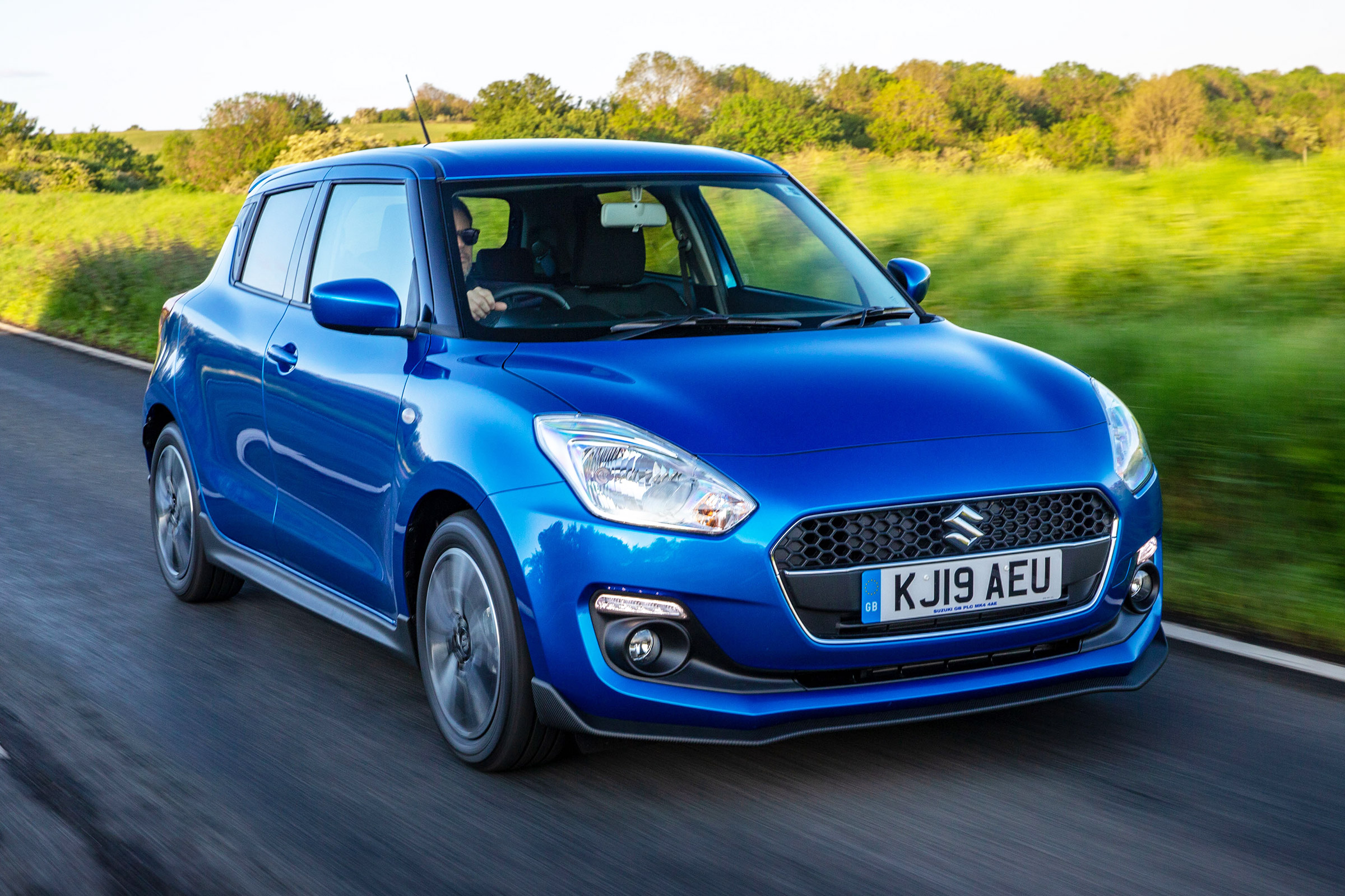 new-suzuki-swift-attitude-2019-review-auto-express