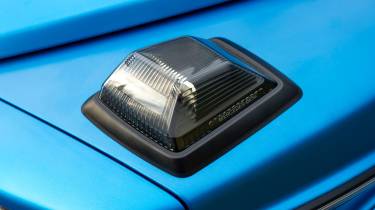 Mercedes G 580 with EQ Technology - indicator lens