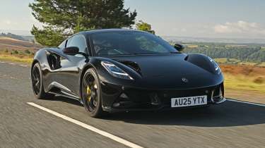 Lotus Emira Turbo SE - front tracking