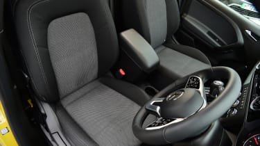 Mercedes E-Citan - front seats