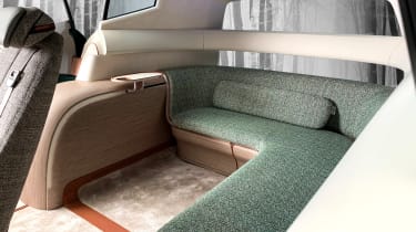 Hyundai SEVEN concept - bench