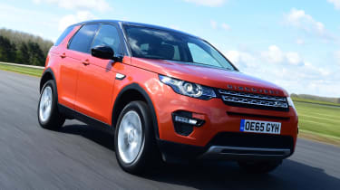 Land Rover Discovery Sport - front