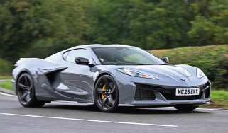 Corvette E-Ray - front