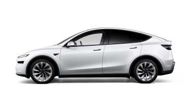 Tesla Model Y facelift - white side