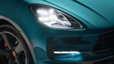 Porsche Macan - front light
