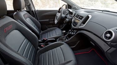 Chevrolet Aveo RS interior