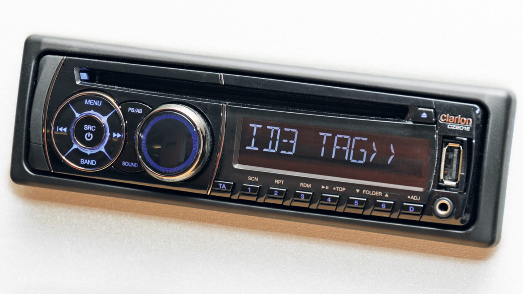 Clarion CZ201E head unit Auto Express