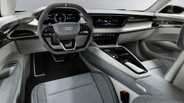 Audi e-tron GT concept - dash
