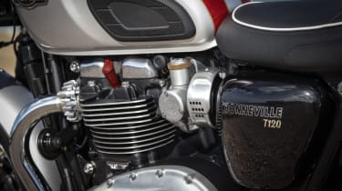 Triumph Bonneville T120 review - white engine