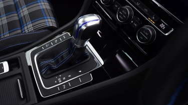 Volkswagen Golf GTE - transmission