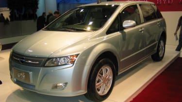 BYD E6