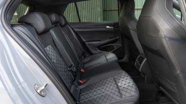 Volkswagen Golf - rear seats