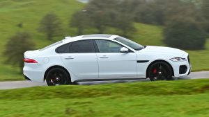 Jaguar XF facelift - side