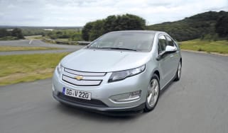 Chevrolet Volt front