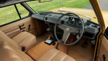 Range Rover Mk1 – interior