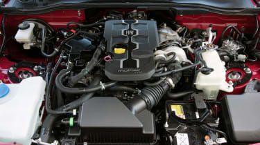 Fiat 124 Spider - engine