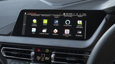 BMW M135i xDrive - touchscreen