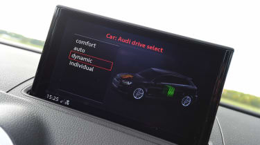 Audi A3 e-tron - drive select