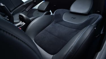 Hyundai Kona N - seats