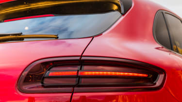 Porsche Macan GTS light