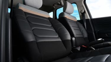 Citroen C3 Aircross - front seats