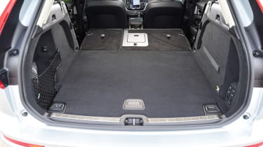 Volvo XC60 - boot seats down