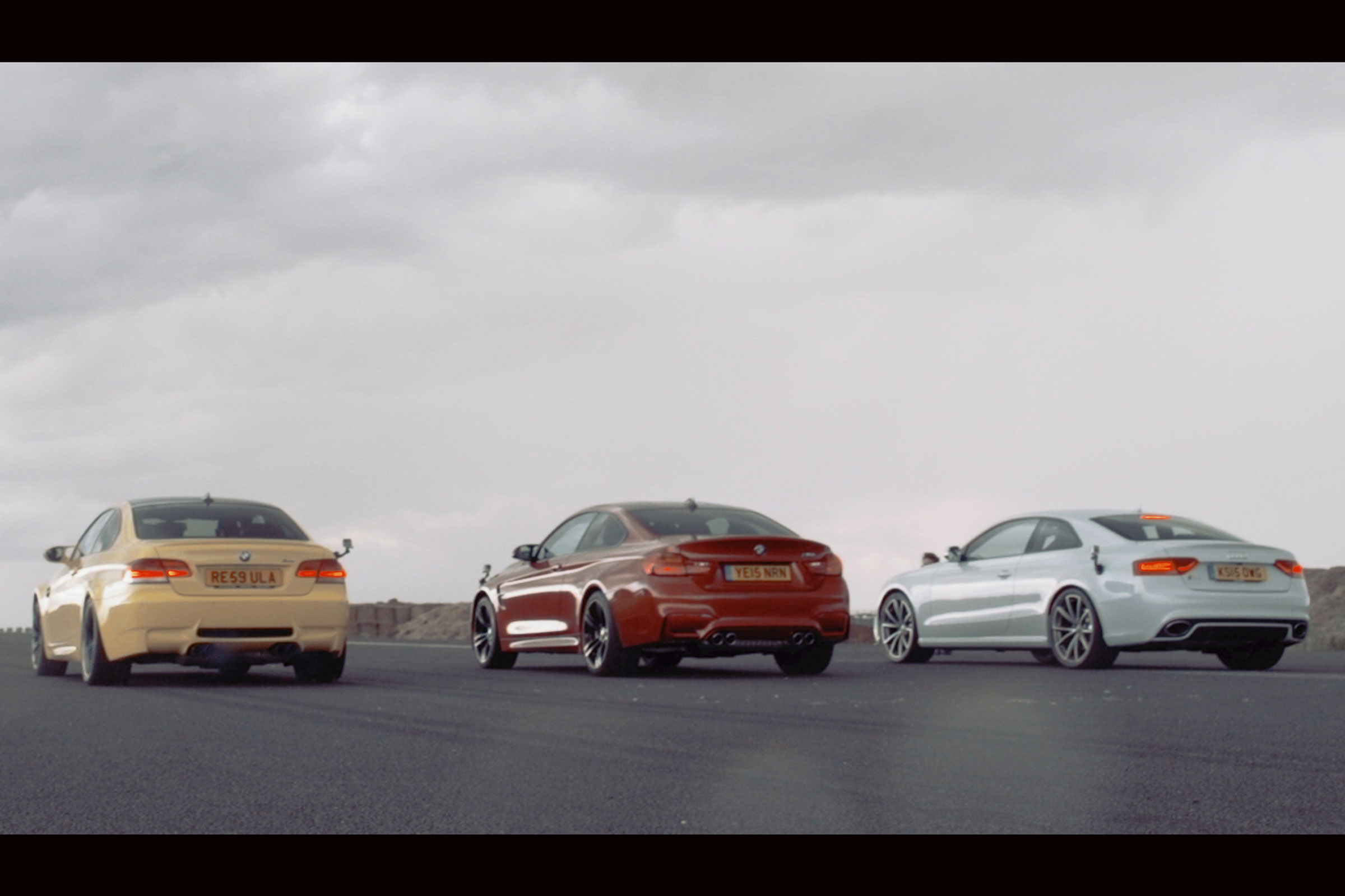 Audi Rs5 Vs Bmw M4 Amp Bmw M3 Drag Race Auto Express