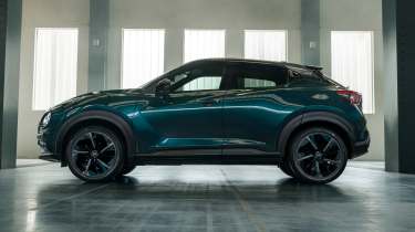 Nissan Juke Pulse Edition - side static