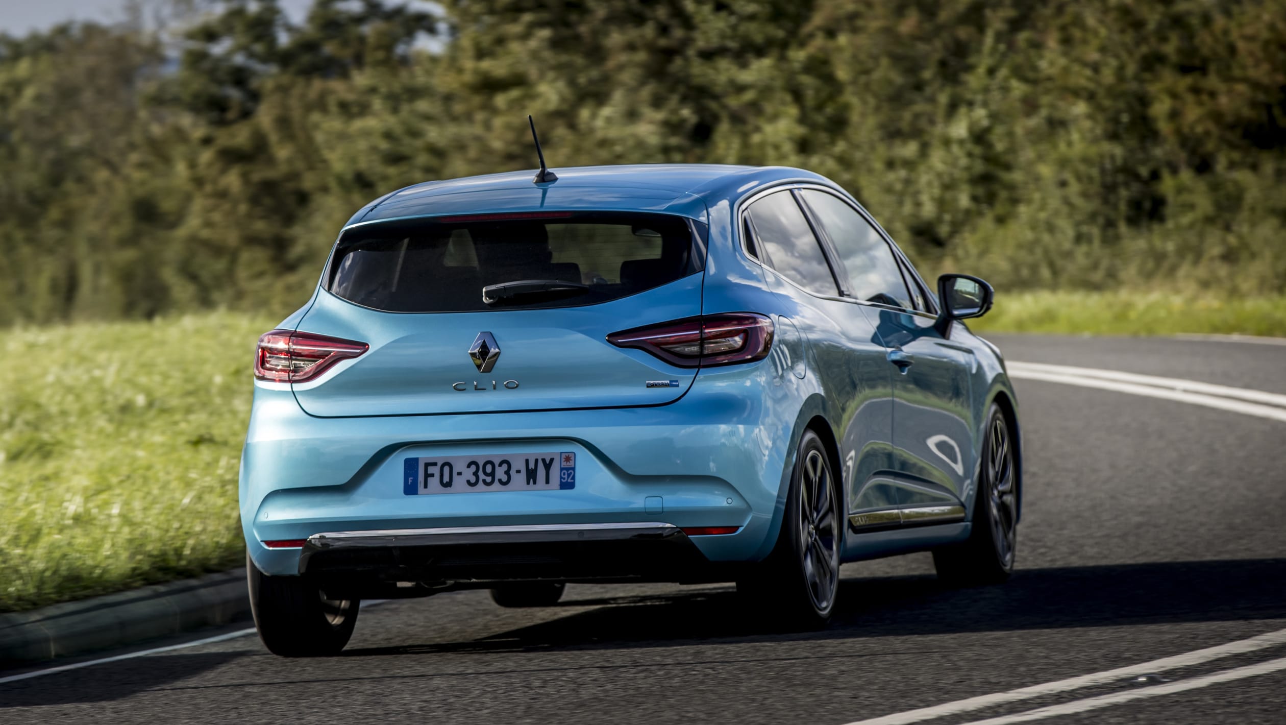 New Renault Clio Hybrid 2020 review Auto Express