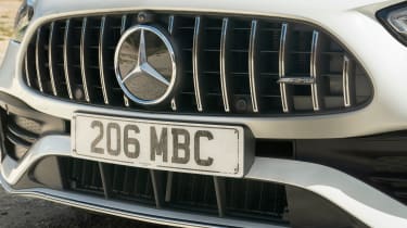 Mercedes-AMG C 43 - grille