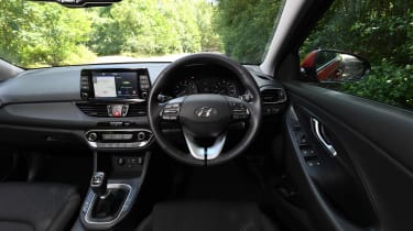 Hyundai i30 Fastback - interior