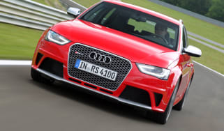 Audi RS4 Avant front