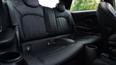 MINI Seven - rear seats